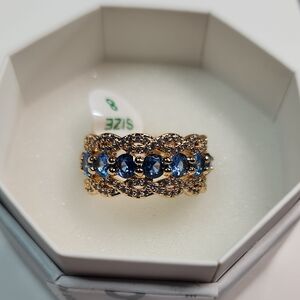 Bomb Party RingElegant Gold and Blue Gemstone Ring Size 8